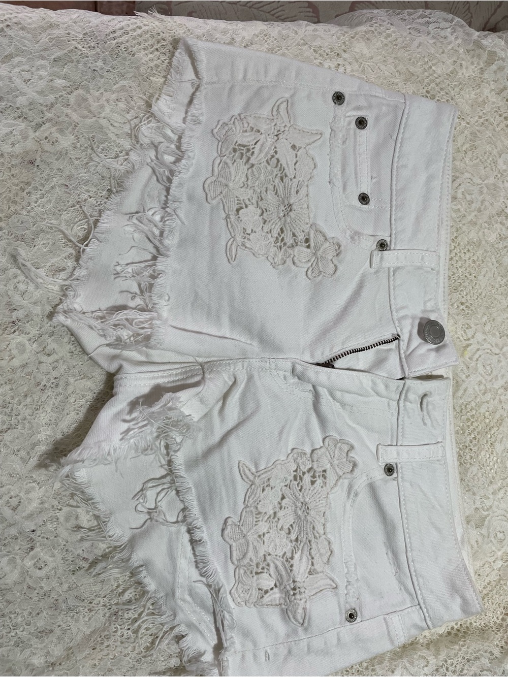 American Eagle Outfitters White Lace-Appliqué Frayed Denim Shorts